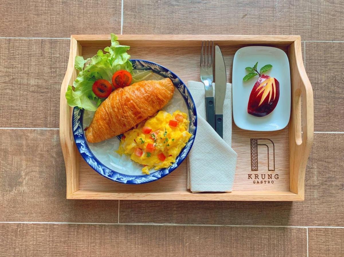 Krung Boutique Hotel Bangkok Bagian luar foto