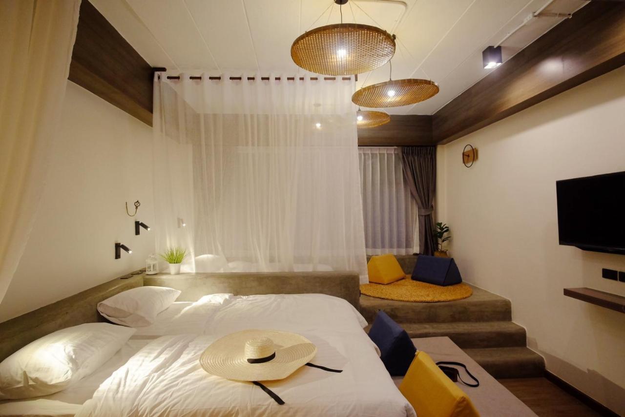 Krung Boutique Hotel Bangkok Bagian luar foto