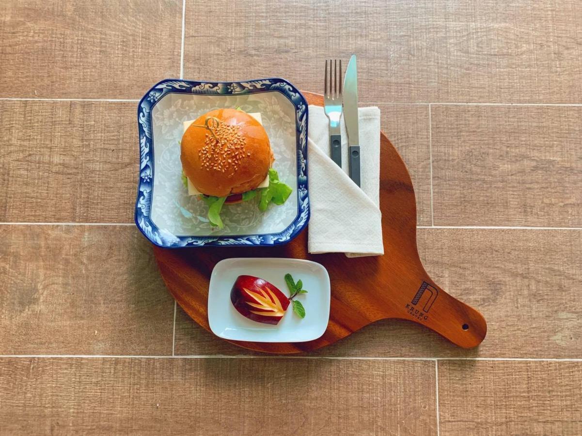 Krung Boutique Hotel Bangkok Bagian luar foto